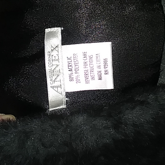 Casual Corner Annex faux black fur shoulder wrap shawl stole w/satin ribbon tie - Picture 4 of 4